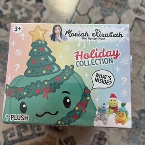 NIB Moriah Elizabeth Holiday Collection Mini Mystery Plush - New/Sealed blind